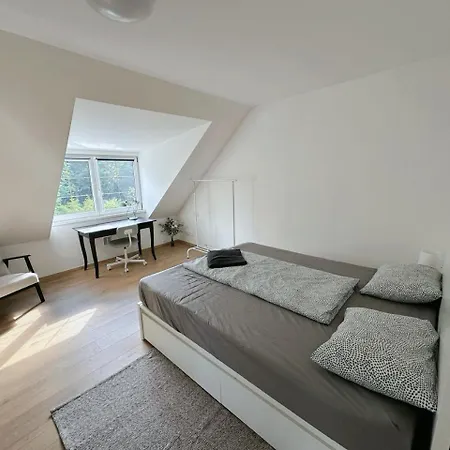 Biomade Oda ve Kahvaltı Prag